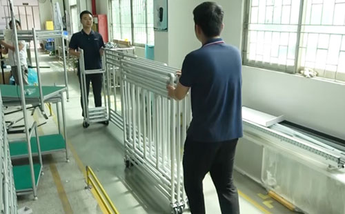無動(dòng)力精益管伸縮門LCIA工裝